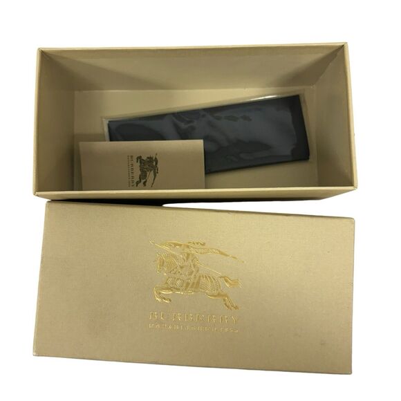 Burberry Sunglass Case Box, Black Cleaning Cloth & Brochure Lot - Picture 2 of 4